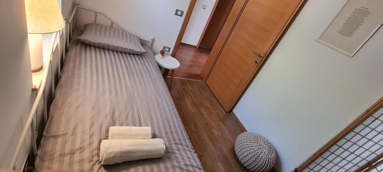 Апартаменты Apartma Nebo-Sky Smarje  Экстерьер фото